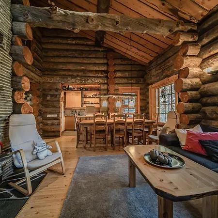 Aavalevi Log Apartment *